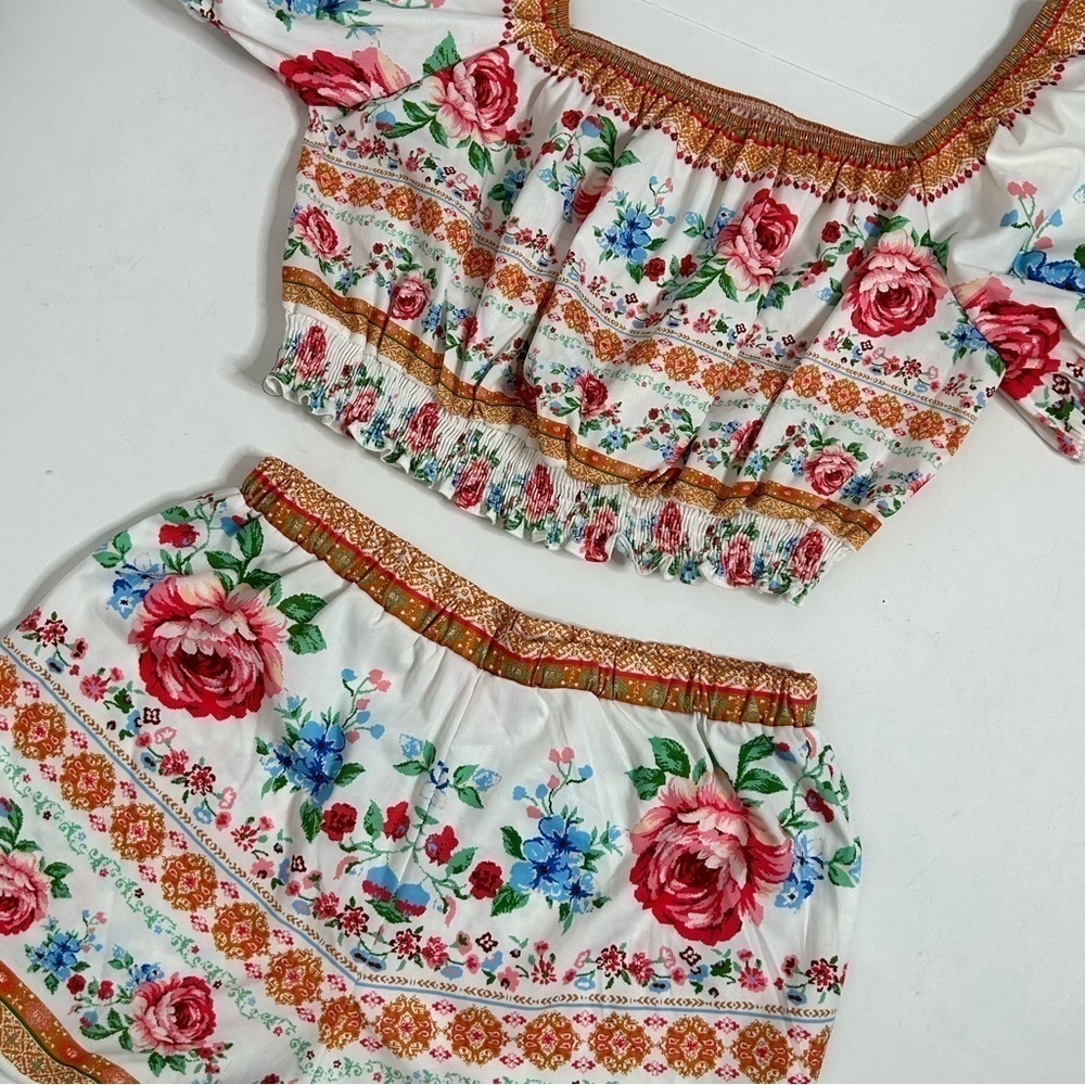 Pink Lily Memorize Floral Print Top and Short Set - Picture 10 of 16